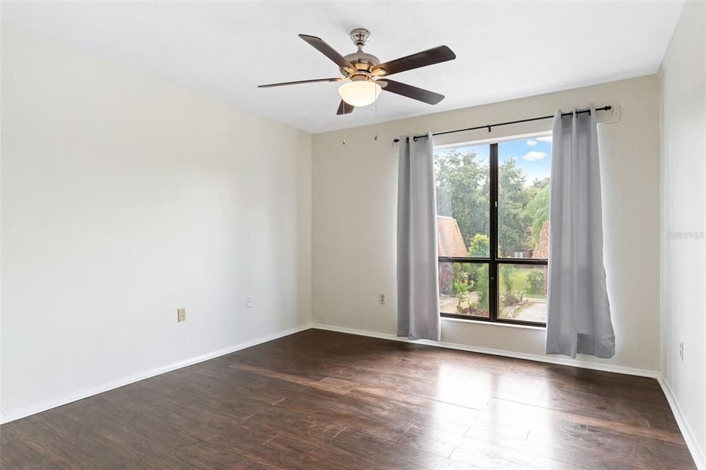 For Sale: $164,900 (4 beds, 2 baths, 1730 Square Feet)