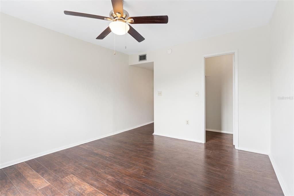 For Sale: $164,900 (4 beds, 2 baths, 1730 Square Feet)