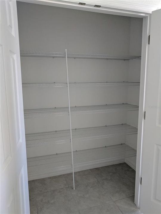 For Rent: $2,400 (3 beds, 2 baths, 1747 Square Feet)