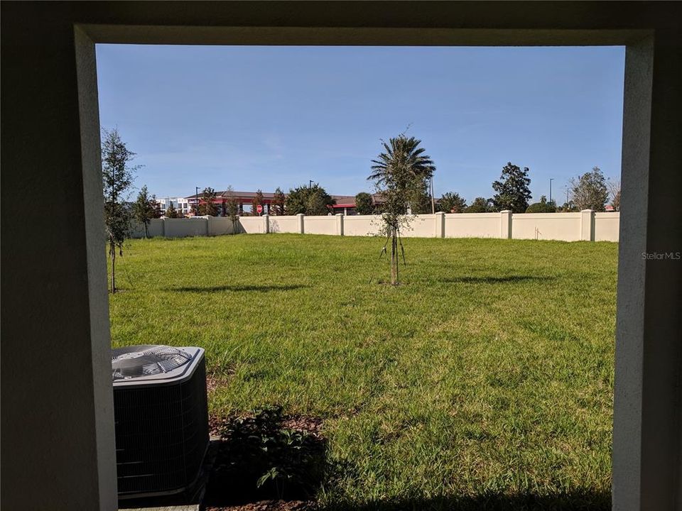 For Rent: $2,400 (3 beds, 2 baths, 1747 Square Feet)