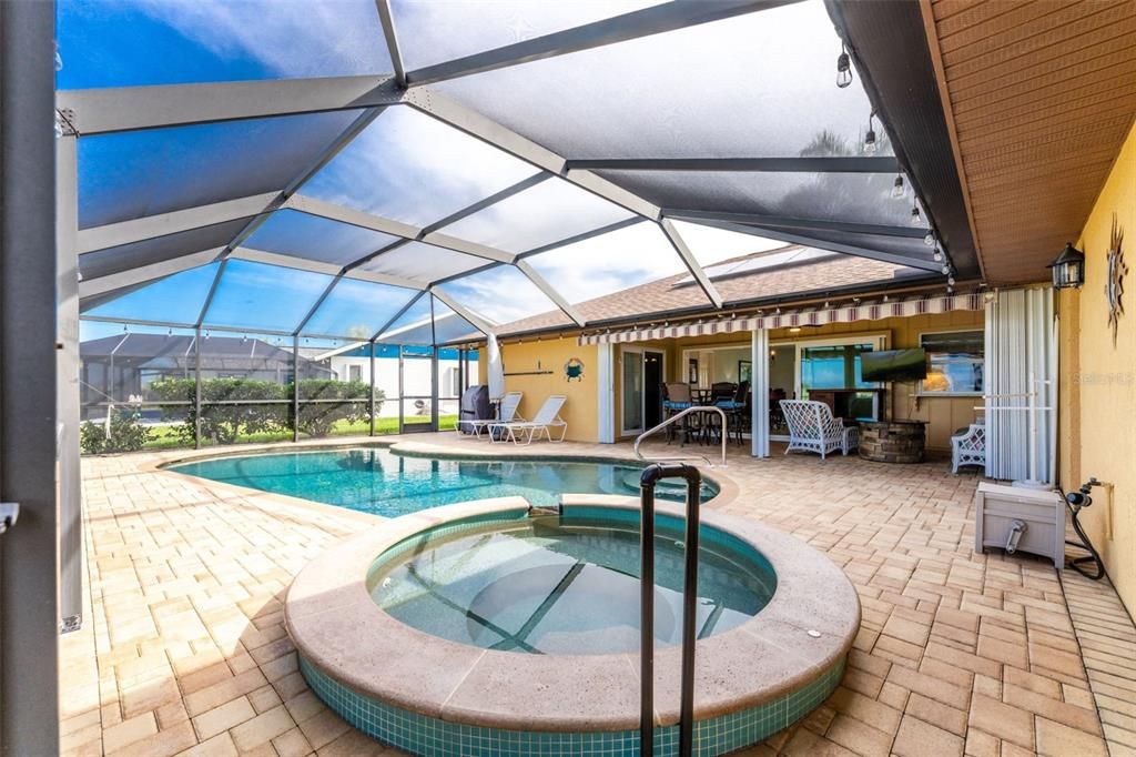 For Sale: $399,900 (3 beds, 2 baths, 1896 Square Feet)