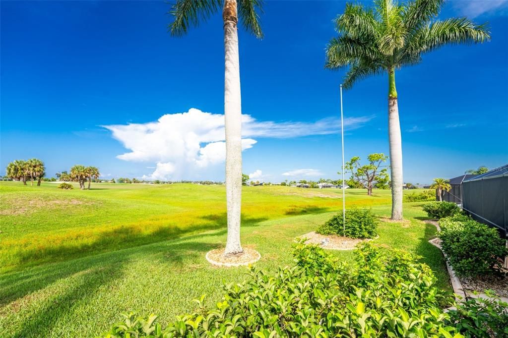 For Sale: $399,900 (3 beds, 2 baths, 1896 Square Feet)