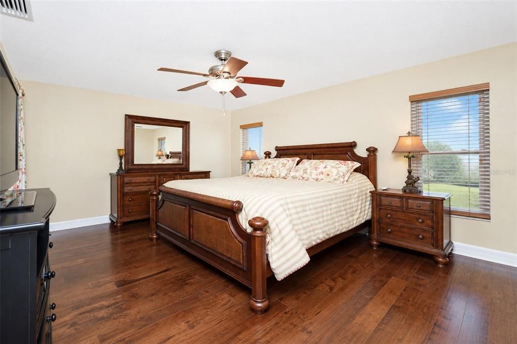 For Sale: $399,900 (3 beds, 2 baths, 1896 Square Feet)
