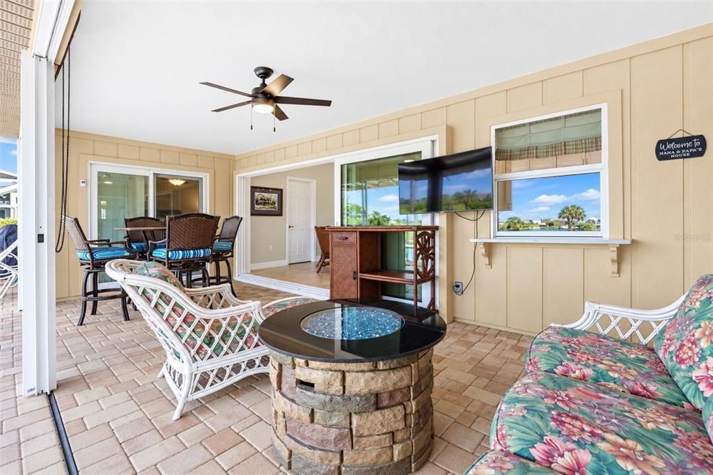 For Sale: $399,900 (3 beds, 2 baths, 1896 Square Feet)