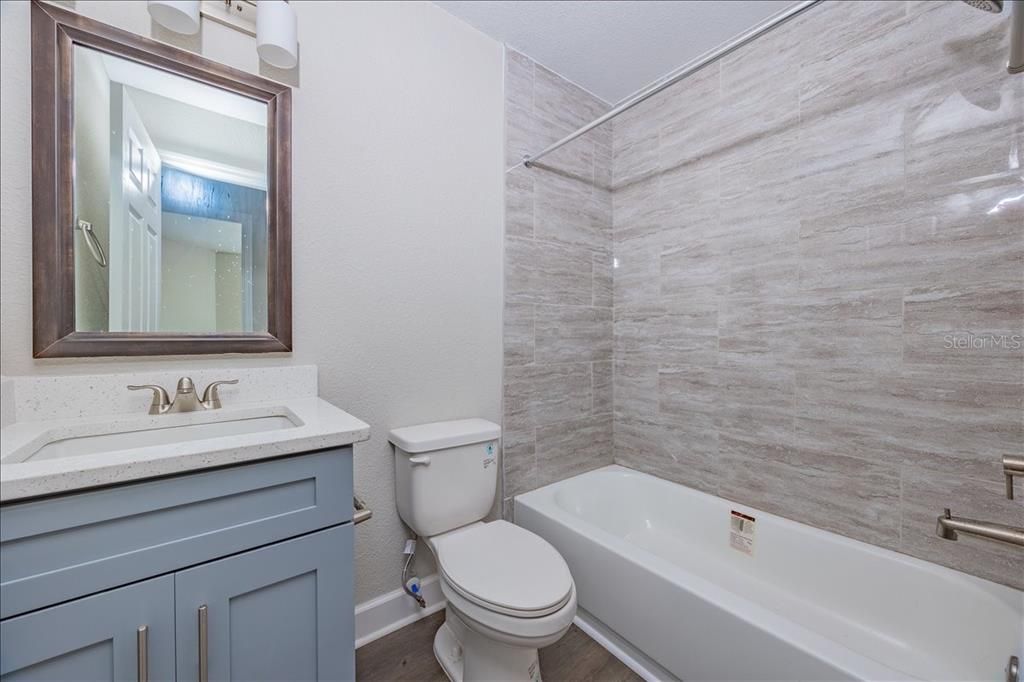 В аренду: $1,850 (2 спален, 2 ванн, 900 Квадратных фут)