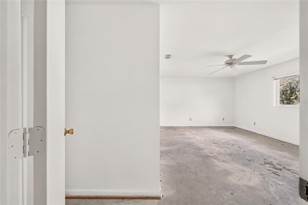 En Venta: $174,900 (2 camas, 2 baños, 1709 Pies cuadrados)