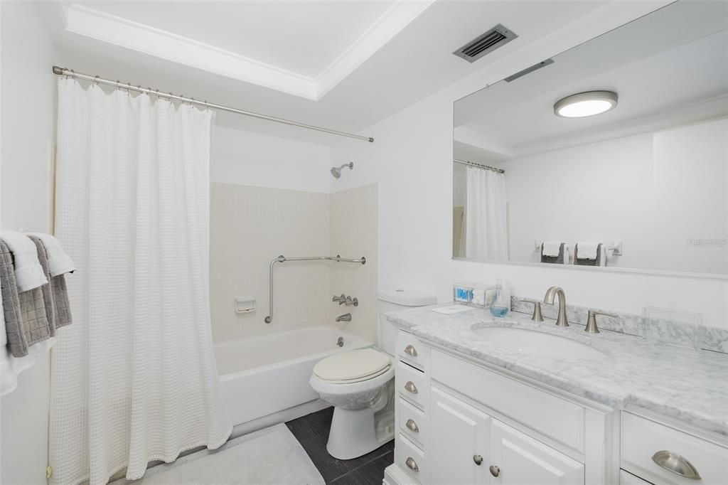 En Venta: $199,000 (2 camas, 2 baños, 1068 Pies cuadrados)