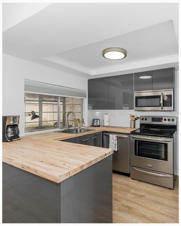 En Venta: $199,000 (2 camas, 2 baños, 1068 Pies cuadrados)