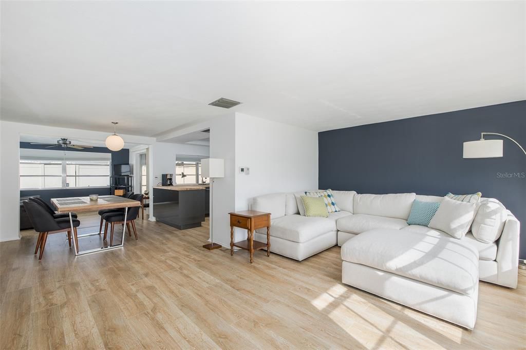 En Venta: $199,000 (2 camas, 2 baños, 1068 Pies cuadrados)