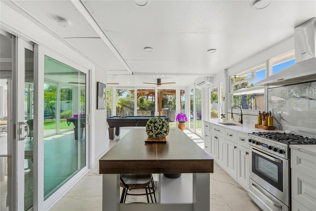 For Sale: $615,000 (4 beds, 3 baths, 1954 Square Feet)