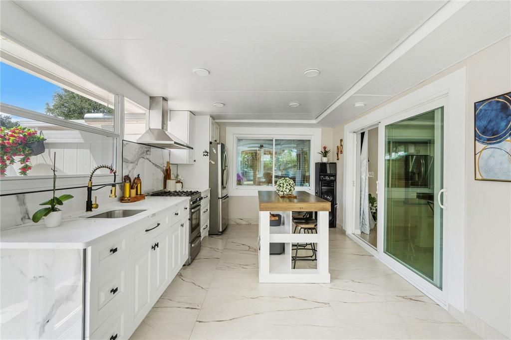 For Sale: $615,000 (4 beds, 3 baths, 1954 Square Feet)