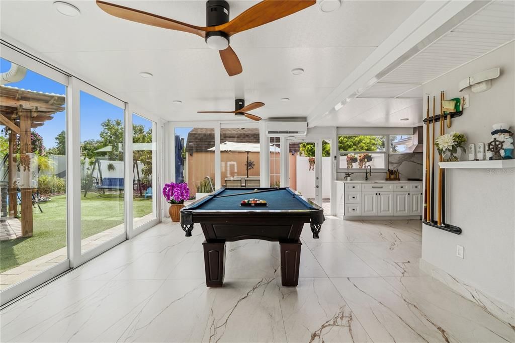 For Sale: $615,000 (4 beds, 3 baths, 1954 Square Feet)