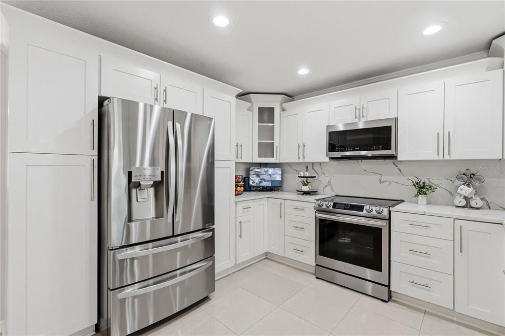 For Sale: $615,000 (4 beds, 3 baths, 1954 Square Feet)