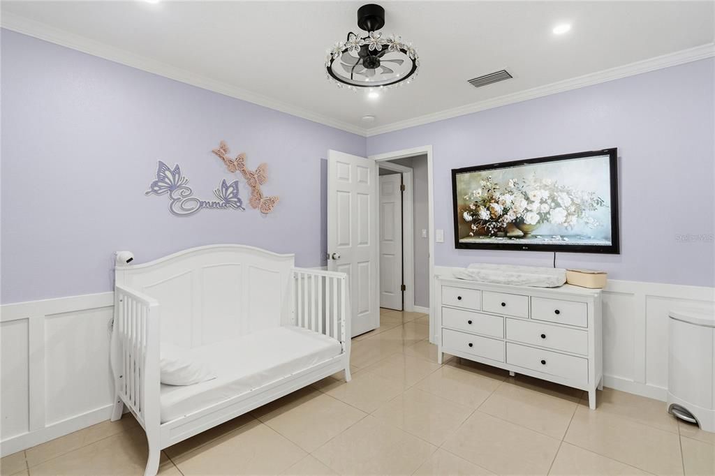 For Sale: $615,000 (4 beds, 3 baths, 1954 Square Feet)