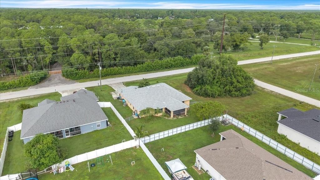На продажу: $349,995 (4 спален, 2 ванн, 2335 Квадратных фут)