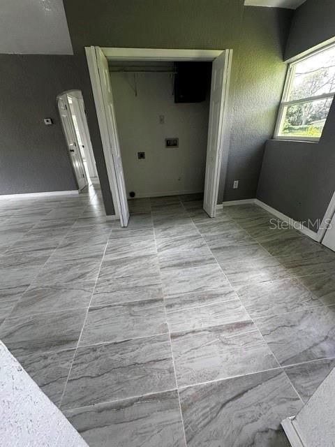 For Sale: $240,000 (3 beds, 2 baths, 1375 Square Feet)