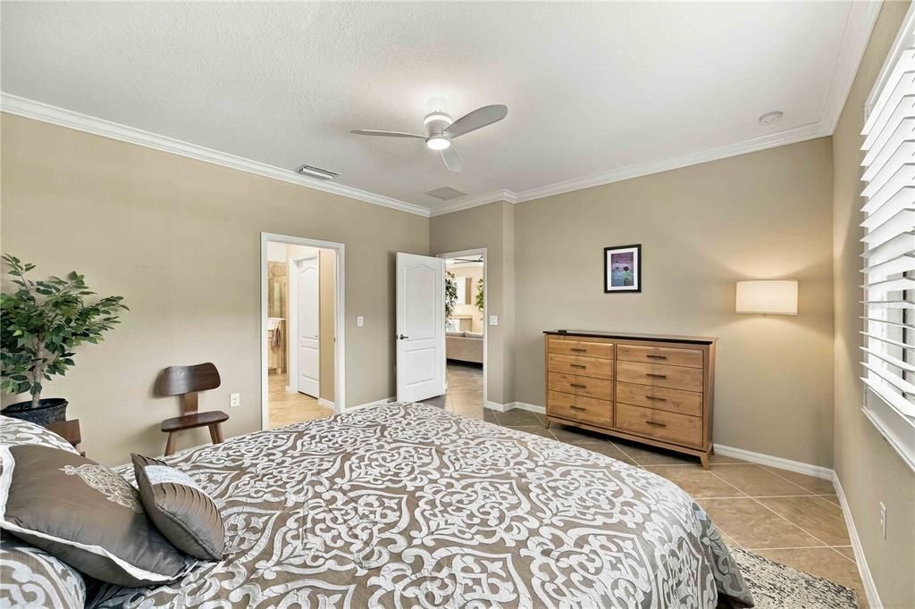 En Venta: $458,500 (2 camas, 2 baños, 1900 Pies cuadrados)