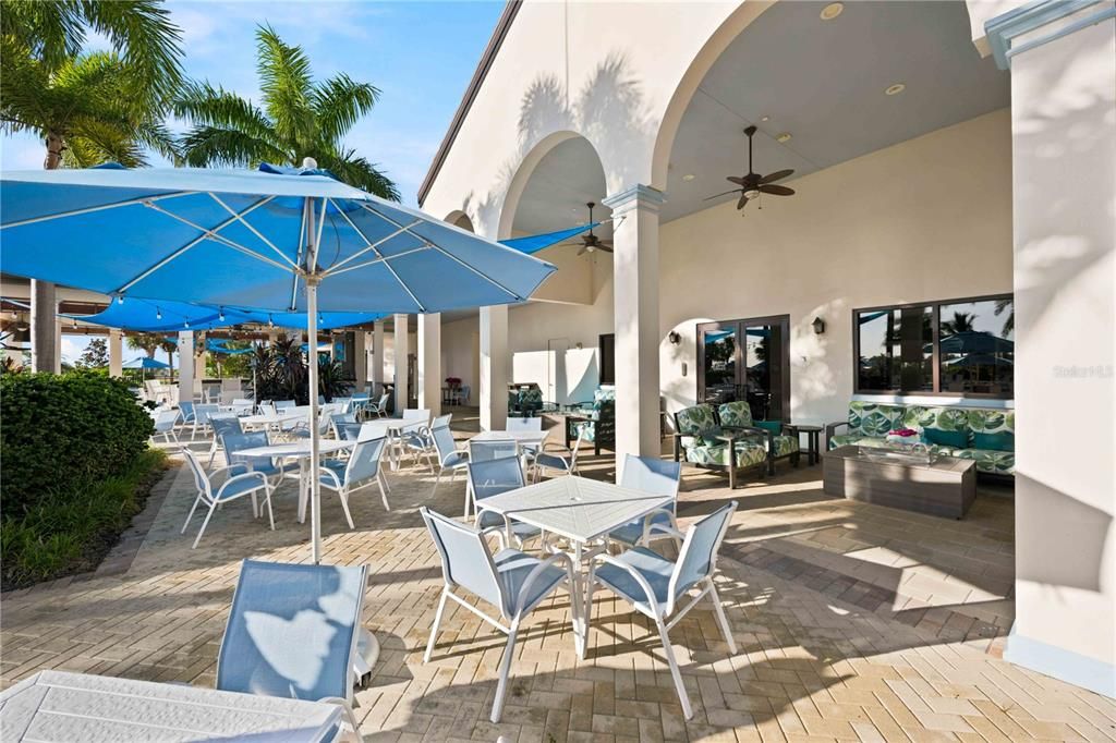 En Venta: $458,500 (2 camas, 2 baños, 1900 Pies cuadrados)