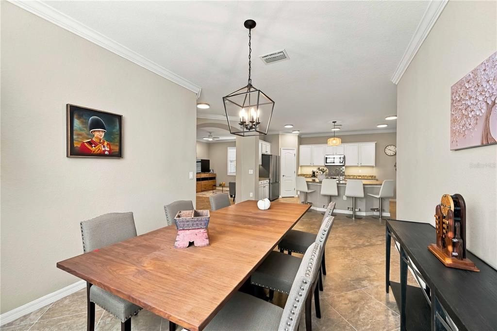 En Venta: $458,500 (2 camas, 2 baños, 1900 Pies cuadrados)