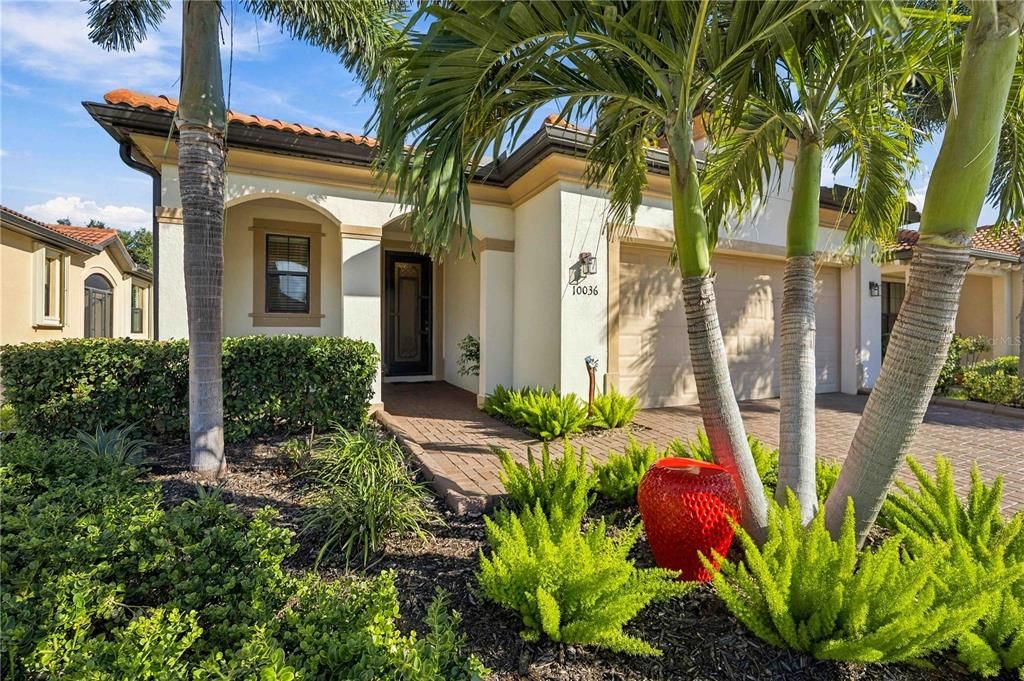 En Venta: $458,500 (2 camas, 2 baños, 1900 Pies cuadrados)