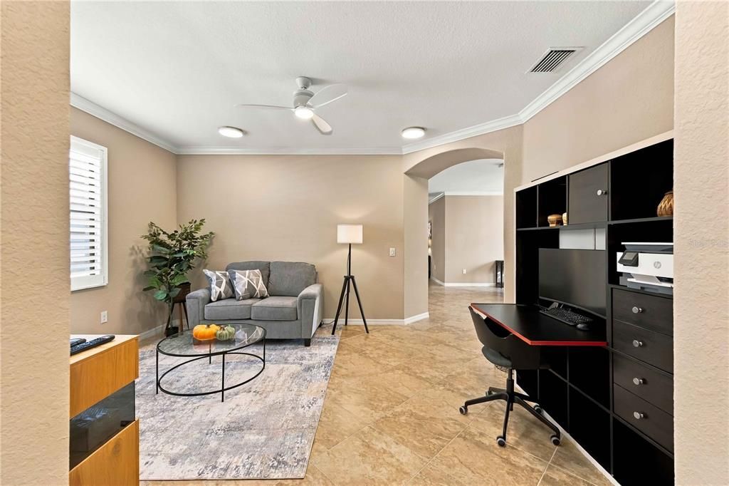 En Venta: $458,500 (2 camas, 2 baños, 1900 Pies cuadrados)