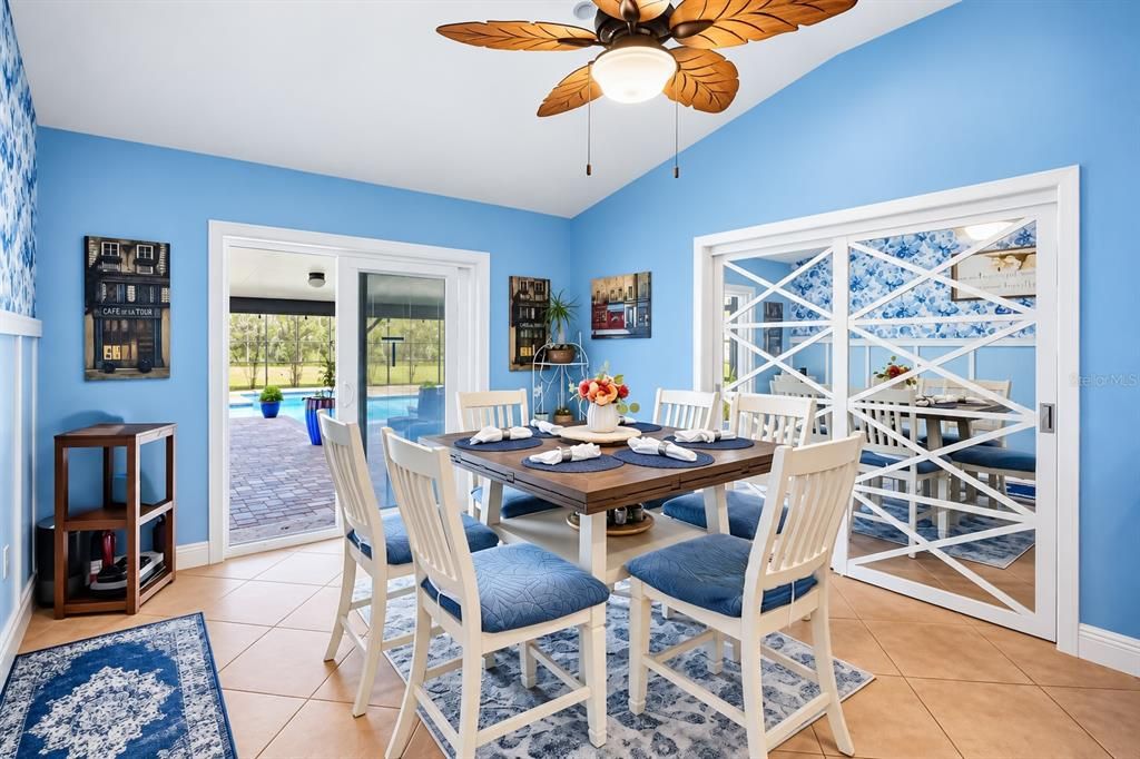 For Sale: $635,000 (5 beds, 2 baths, 2514 Square Feet)