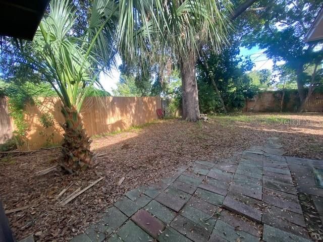 For Rent: $1,995 (3 beds, 1 baths, 1106 Square Feet)