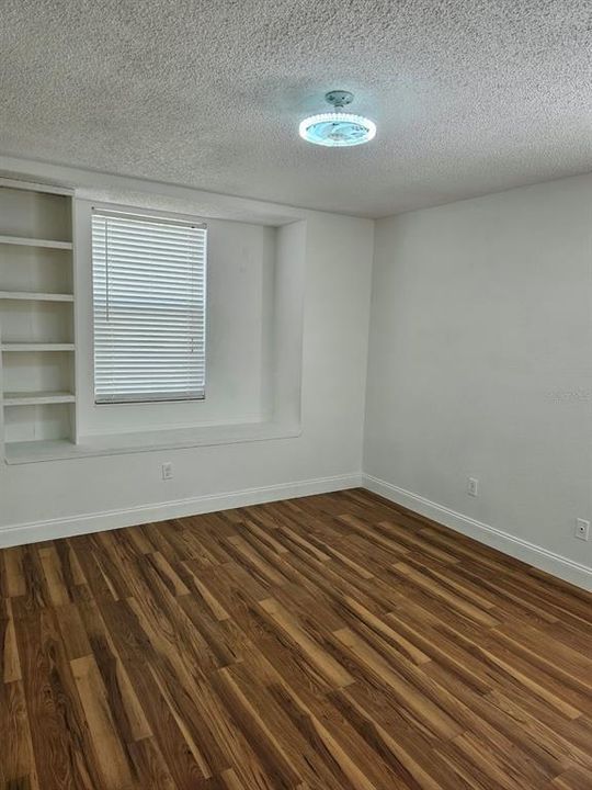 En Venta: $319,000 (3 camas, 2 baños, 1393 Pies cuadrados)