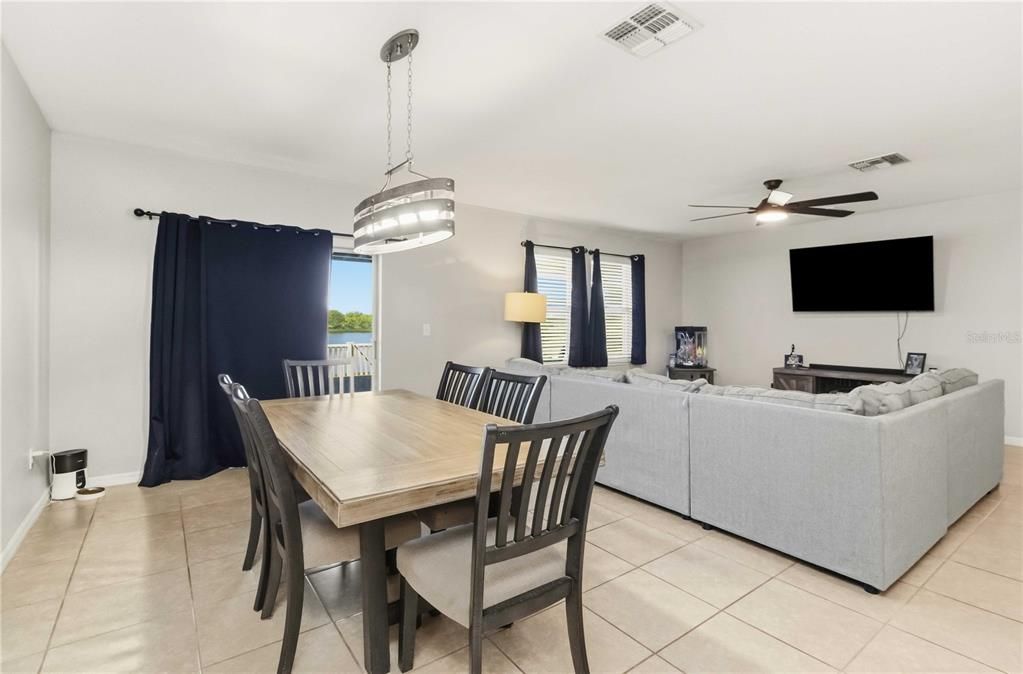 En Venta: $429,900 (6 camas, 3 baños, 3362 Pies cuadrados)