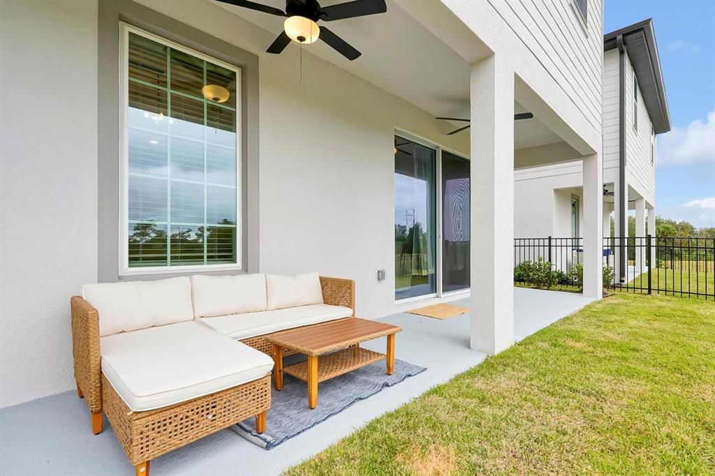 En Venta: $570,000 (6 camas, 4 baños, 2758 Pies cuadrados)