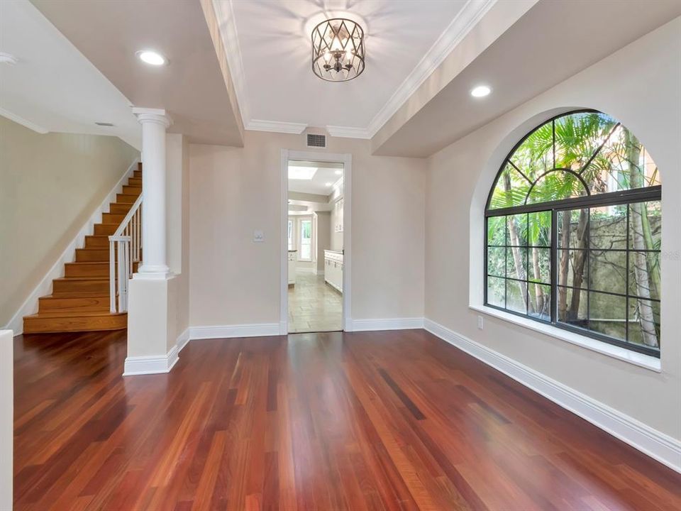 For Rent: $7,900 (4 beds, 3 baths, 2736 Square Feet)
