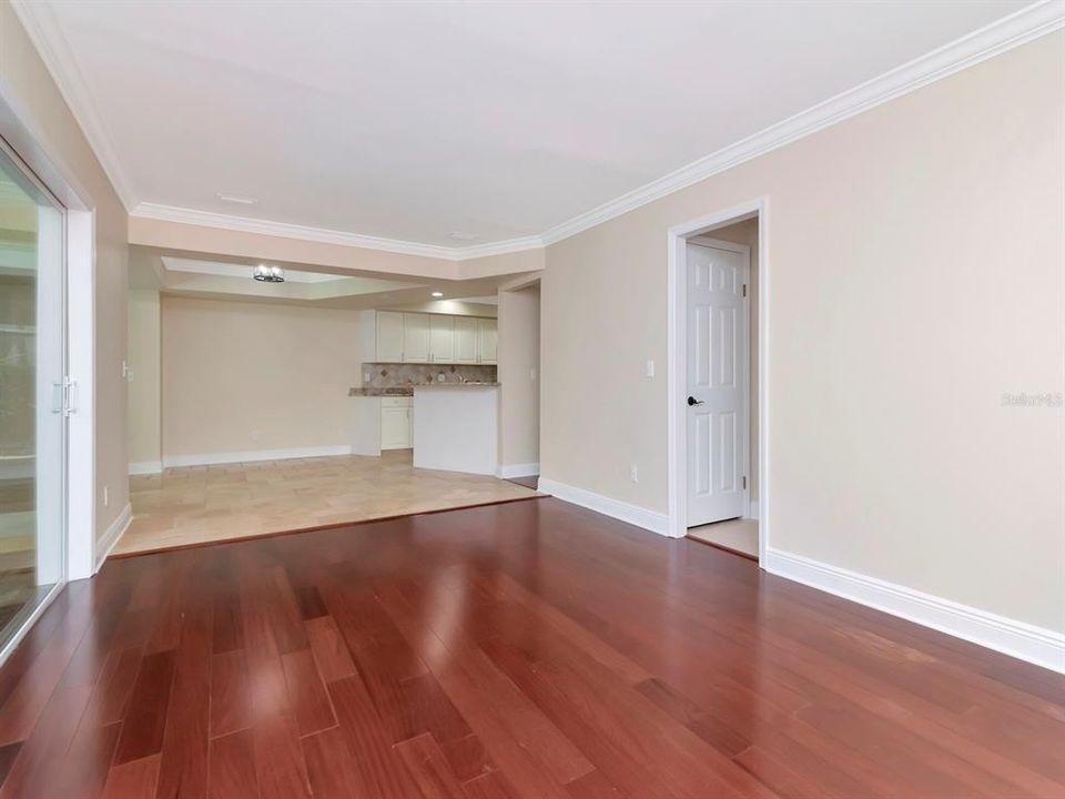 For Rent: $7,900 (4 beds, 3 baths, 2736 Square Feet)