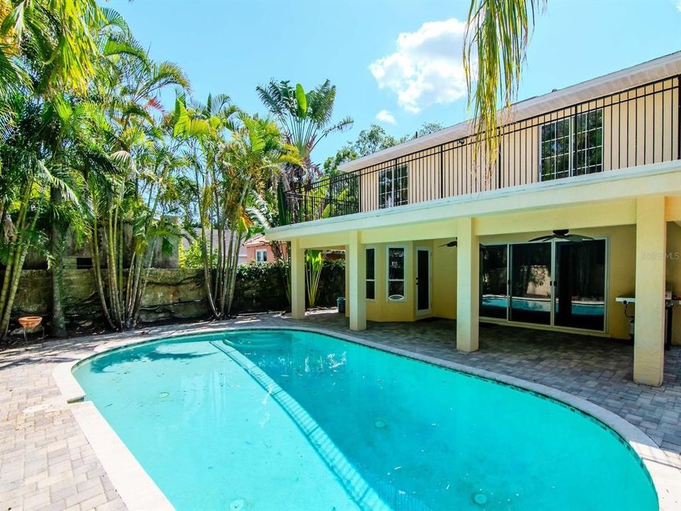 For Rent: $7,900 (4 beds, 3 baths, 2736 Square Feet)