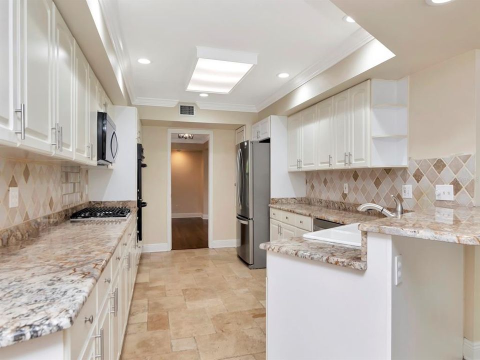 For Rent: $7,900 (4 beds, 3 baths, 2736 Square Feet)