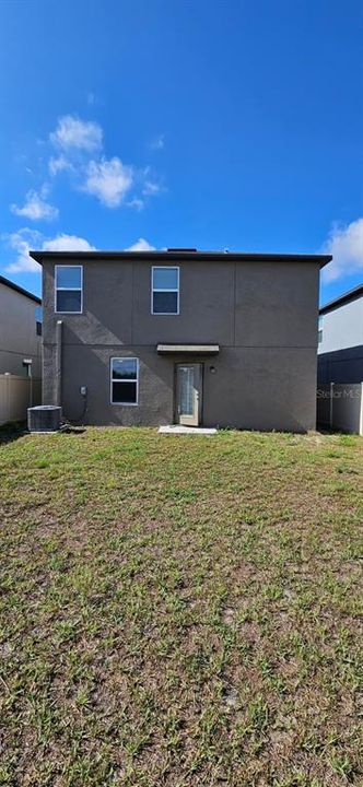 For Rent: $2,549 (5 beds, 2 baths, 2217 Square Feet)