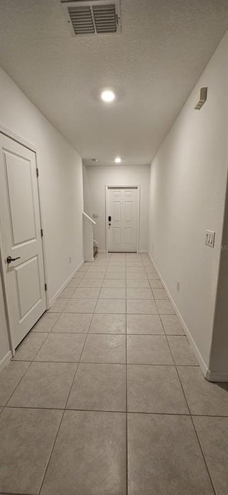 For Rent: $2,549 (5 beds, 2 baths, 2217 Square Feet)