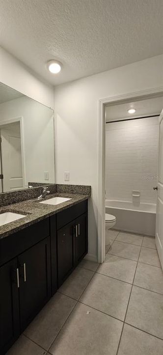 For Rent: $2,549 (5 beds, 2 baths, 2217 Square Feet)