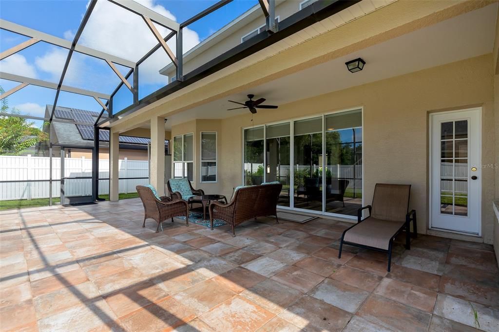 For Sale: $570,000 (5 beds, 3 baths, 3155 Square Feet)