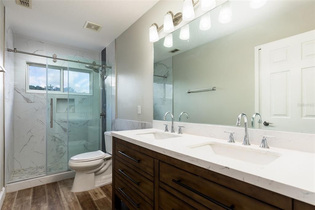 For Sale: $570,000 (5 beds, 3 baths, 3155 Square Feet)