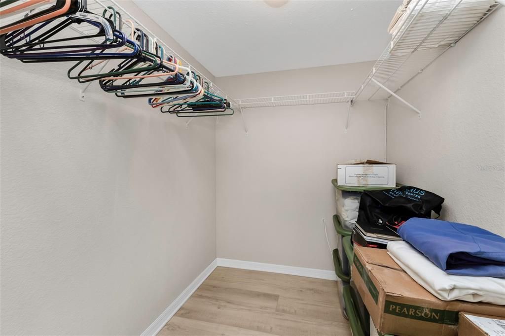 For Sale: $225,000 (2 beds, 2 baths, 1394 Square Feet)