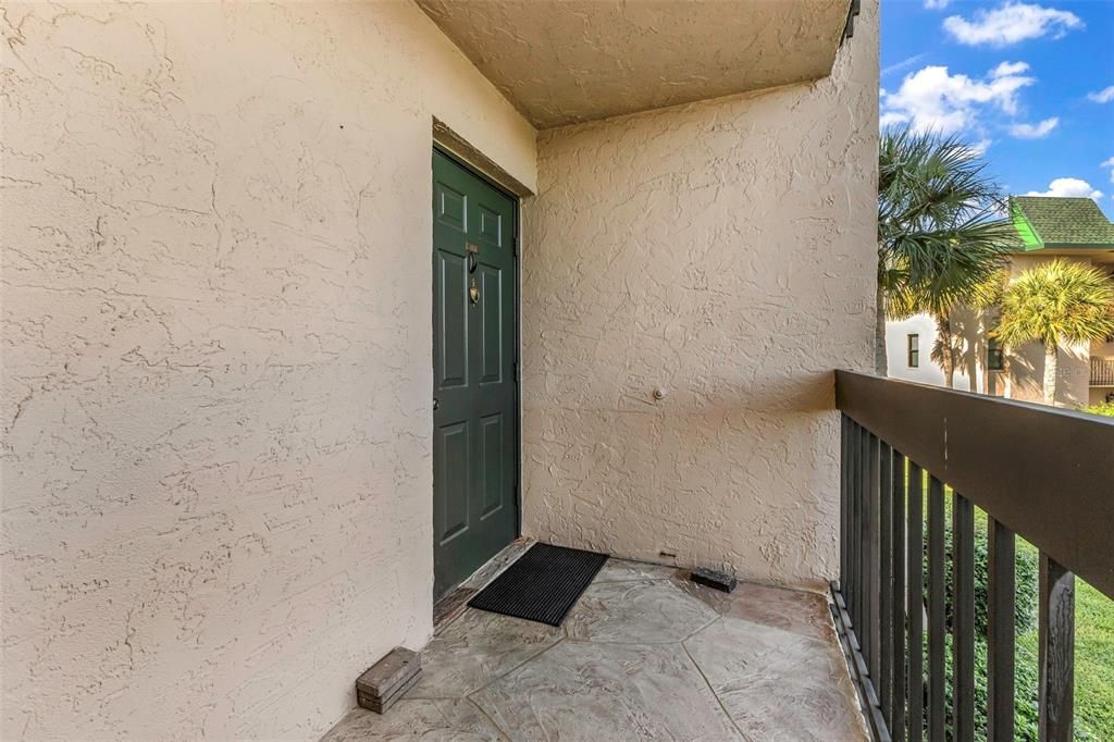 For Sale: $225,000 (2 beds, 2 baths, 1394 Square Feet)