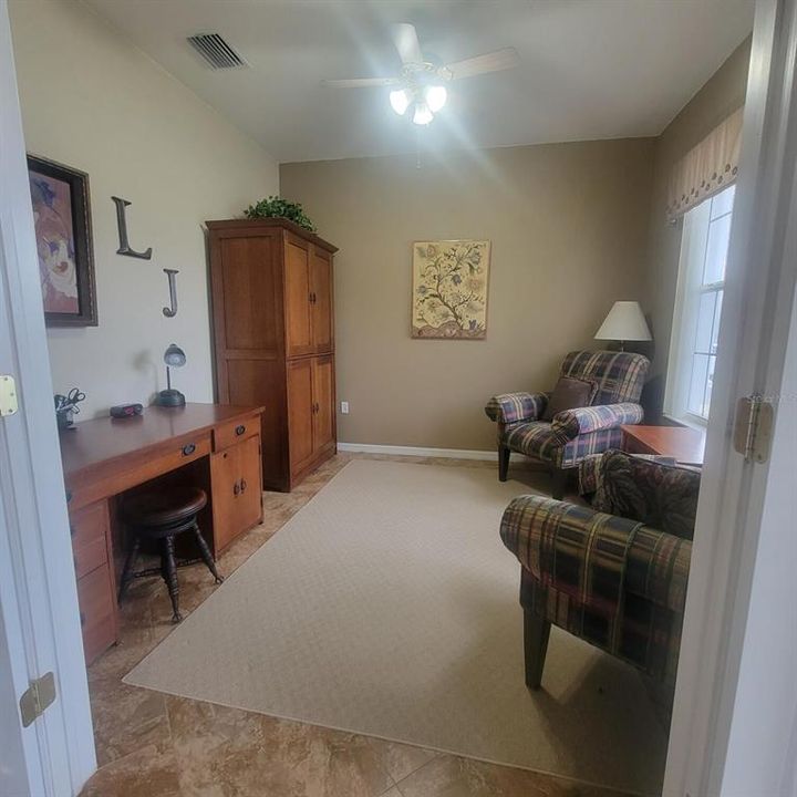 For Sale: $349,000 (2 beds, 2 baths, 1870 Square Feet)