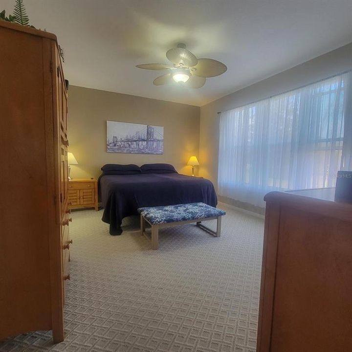 For Sale: $349,000 (2 beds, 2 baths, 1870 Square Feet)