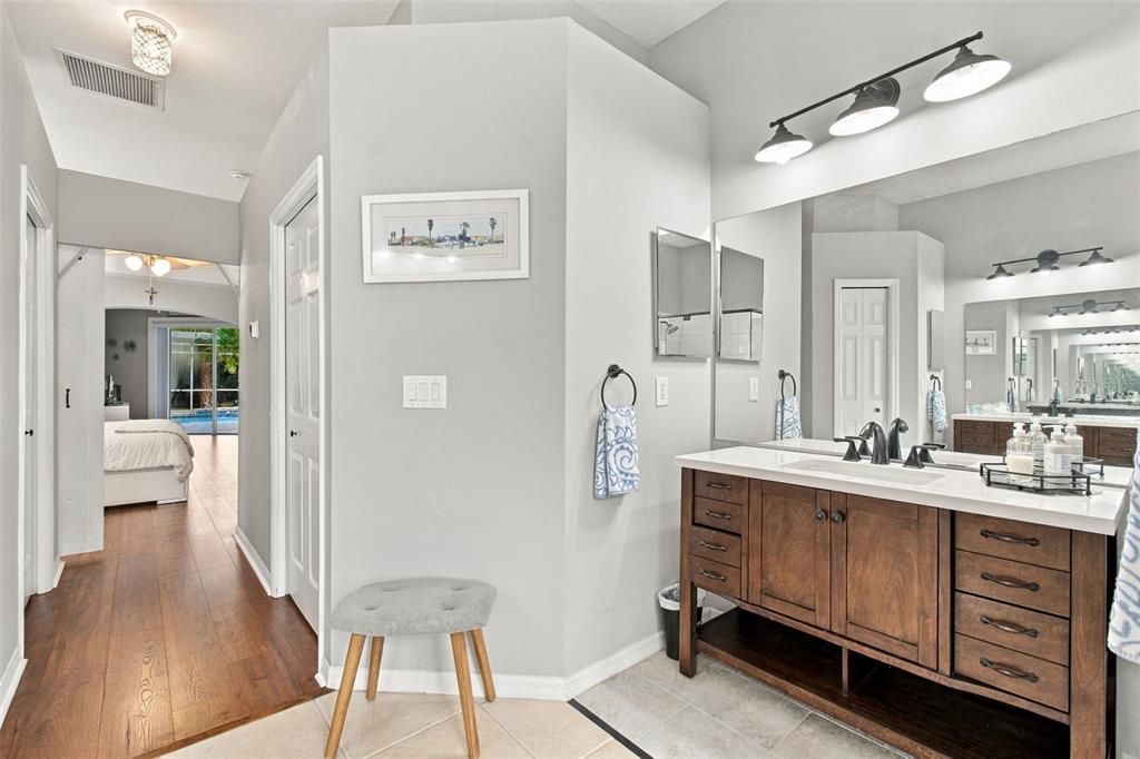 For Sale: $1,150,000 (5 beds, 3 baths, 3290 Square Feet)