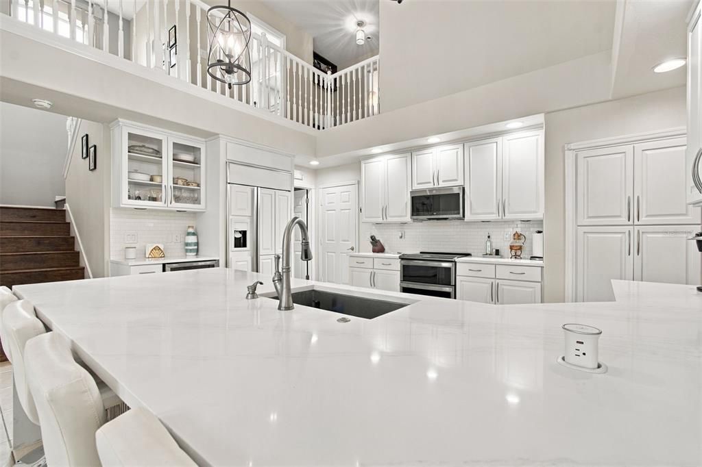 For Sale: $1,150,000 (5 beds, 3 baths, 3290 Square Feet)