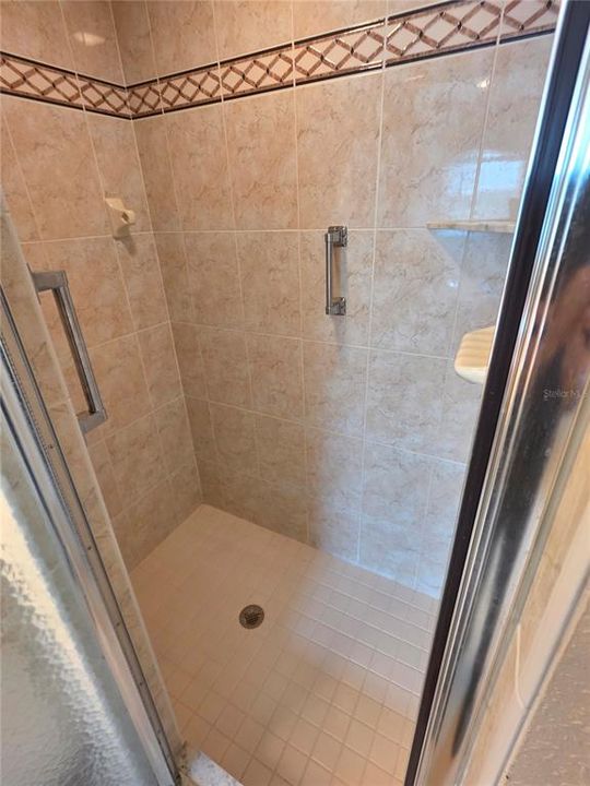 На продажу: $279,900 (2 спален, 2 ванн, 1844 Квадратных фут)