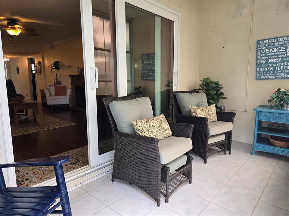 Activo con contrato: $190,000 (2 camas, 2 baños, 1062 Pies cuadrados)