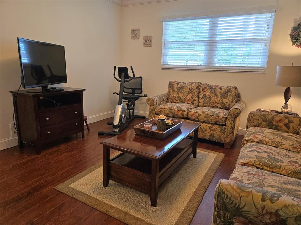 Activo con contrato: $190,000 (2 camas, 2 baños, 1062 Pies cuadrados)