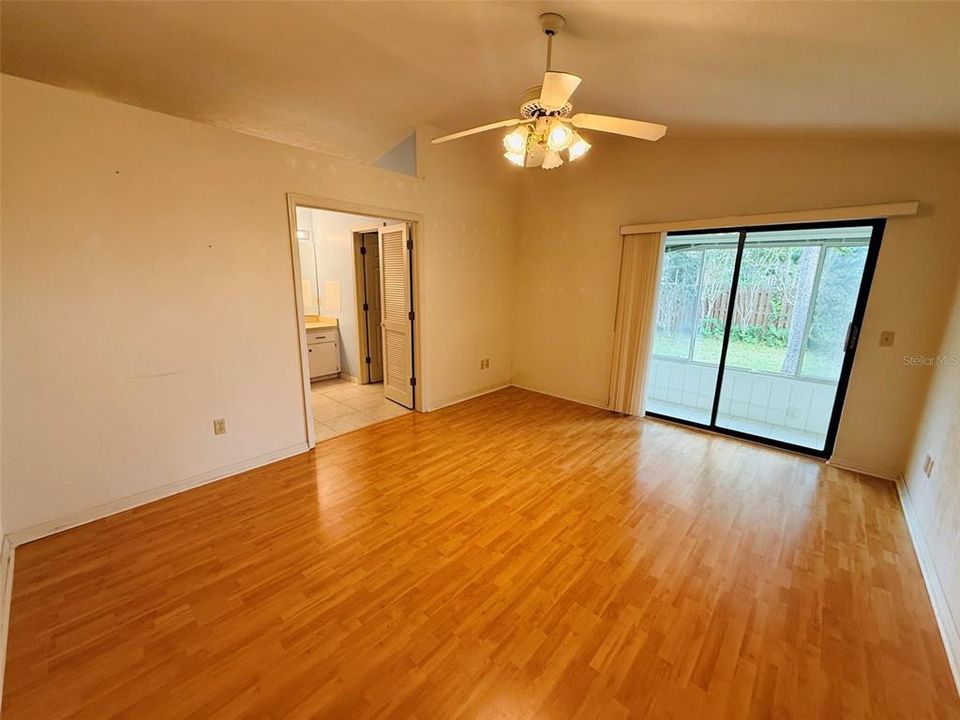 En Venta: $325,000 (3 camas, 2 baños, 1867 Pies cuadrados)