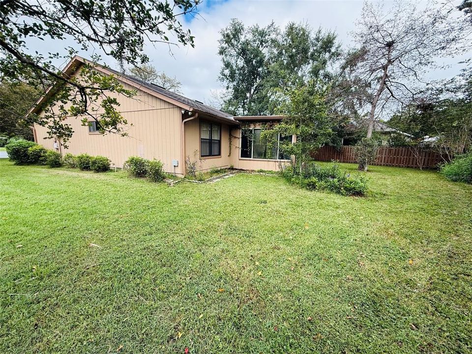 En Venta: $325,000 (3 camas, 2 baños, 1867 Pies cuadrados)
